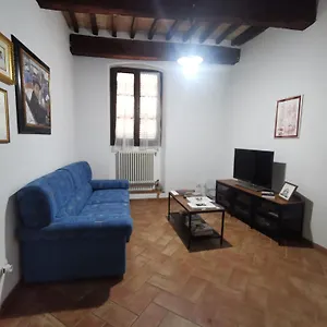 https://casa-giardino-di-piero.it-tuscanyhotel.com